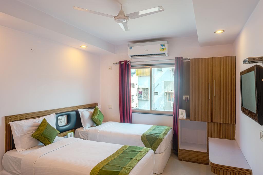 Arihant Hotel Хидерабад Екстериор снимка