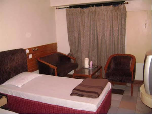 Arihant Hotel Хидерабад Екстериор снимка